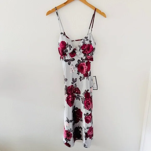 NWT Pear Culture x Macy’s Gray Silver Satin Floral Gown - Picture 4 of 8